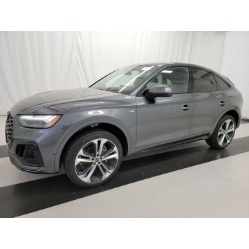 Audi Q5  SUV 2023,  2.0 benzyna, automat - Na sprzedaż za 200 490 zł - Katowice - zdjęcie 2