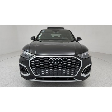Audi Q5  SUV 2023,  2.0 benzyna, automat - Na sprzedaż za 198 030 zł - Katowice - zdjęcie 3