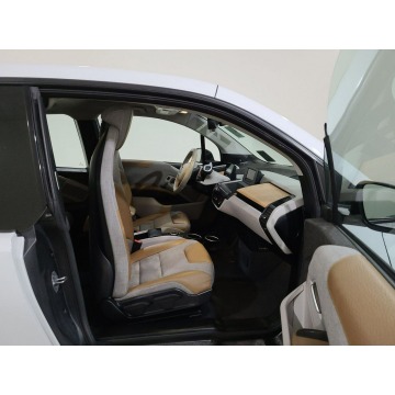 BMW i3  Hatchback 2017 elektryczny, automat - Na sprzedaż za 58 917 zł - Katowice - zdjęcie 8