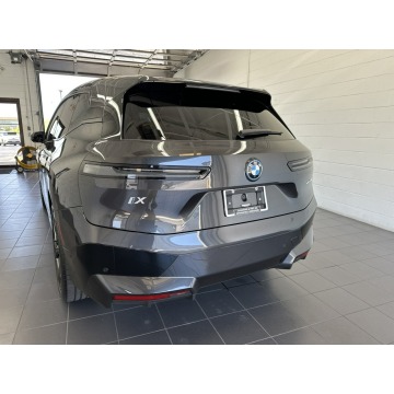 BMW iX  SUV 2023 elektryczny, automat - Na sprzedaż za 454 977 zł - Katowice - zdjęcie 2