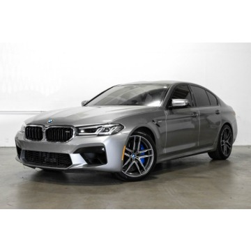 BMW M5 - 4.4L V8 DCT