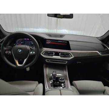BMW X5  SUV 2023,  3.0 benzyna, automat - Na sprzedaż za 249 690 zł - Katowice - zdjęcie 8