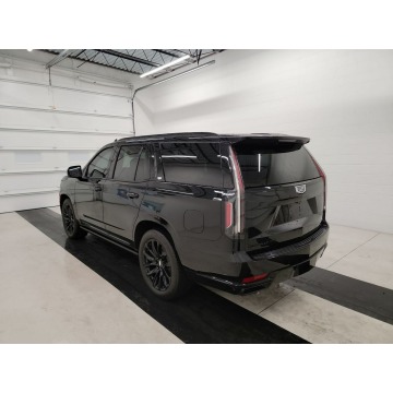 Cadillac Escalade  SUV 2023,  6.2 benzyna, automat - Na sprzedaż za 469 800 zł - Katowice - zdjęcie 6