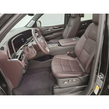 Cadillac Escalade  SUV 2023,  6.2 benzyna, automat - Na sprzedaż za 469 800 zł - Katowice - zdjęcie 7