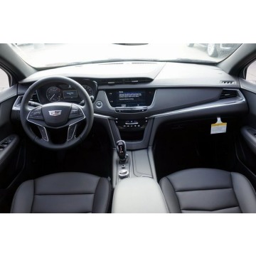 Cadillac   SUV 2023,  2.0 benzyna, automat - Na sprzedaż za 174 400 zł - Katowice - zdjęcie 6