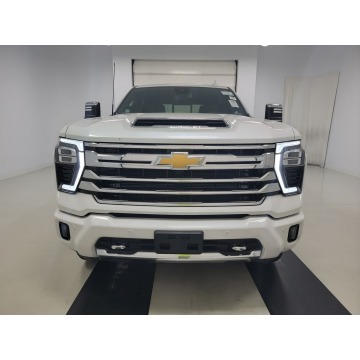 Chevrolet  2024,  6.6 benzyna, automat - Na sprzedaż za 396 500 zł - Katowice - zdjęcie 2