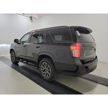 Chevrolet Tahoe  SUV 2023,  5.3 benzyna, automat - Na sprzedaż za 320 292 zł - Katowice - zdjęcie 4