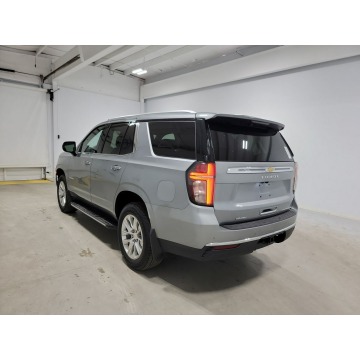 Chevrolet Tahoe  SUV 2023,  5.3 diesel, automat - Na sprzedaż za 430 992 zł - Katowice - zdjęcie 4