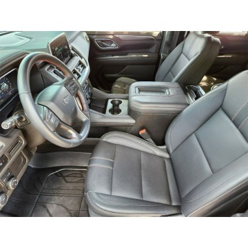 Chevrolet Tahoe  SUV 2023,  5.3 benzyna, automat - Na sprzedaż za 271 600 zł - Katowice - zdjęcie 7