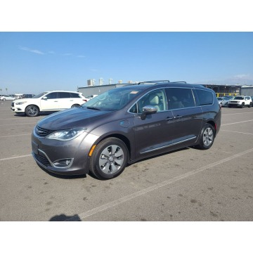 Chrysler Pacifica - Hybrid Limited
