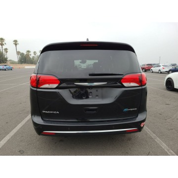 Chrysler Pacifica  Minivan/Van 2018,  3.6 hybryda, automat - Na sprzedaż za 117 342 zł - Katowice - zdjęcie 5