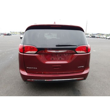 Chrysler Pacifica  Minivan/Van 2018,  3.6 benzyna, automat - Na sprzedaż za 110 331 zł - Katowice - zdjęcie 5