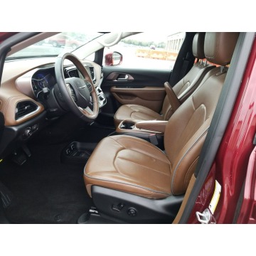 Chrysler Pacifica  Minivan/Van 2018,  3.6 benzyna, automat - Na sprzedaż za 110 331 zł - Katowice - zdjęcie 7
