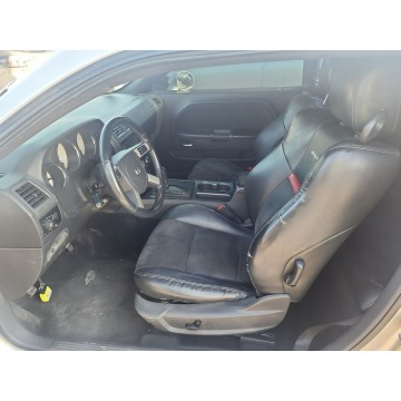 Dodge Challenger  Coupe/Sportowy 2011,  6.4 benzyna - Na sprzedaż za 102 090 zł - Katowice - zdjęcie 6