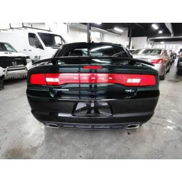 Dodge Charger  Sedan/Limuzyna 2012,  6.4 benzyna, automat - Na sprzedaż za 30 000 zł - Katowice - zdjęcie 7