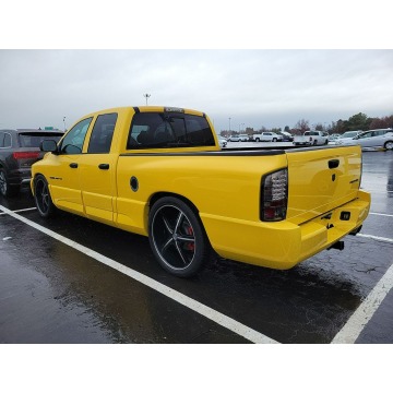 Dodge RAM 2005,  8.3 benzyna, automat - Na sprzedaż za 39 800 zł - Katowice - zdjęcie 5