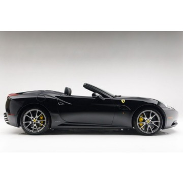 Ferrari California  Kabriolet 2012,  4.3 benzyna, automat - Na sprzedaż za 369 492 zł - Katowice - zdjęcie 5