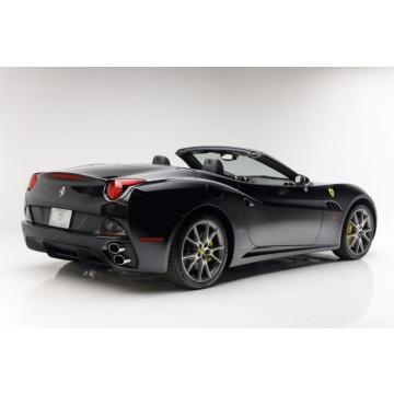 Ferrari California  Kabriolet 2012,  4.3 benzyna, automat - Na sprzedaż za 369 492 zł - Katowice - zdjęcie 8