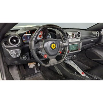 Ferrari California  Kabriolet 2017,  4.3 benzyna, automat - Na sprzedaż za 590 892 zł - Katowice - zdjęcie 8