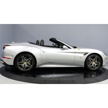 Ferrari California  Kabriolet 2017,  4.3 benzyna, automat - Na sprzedaż za 590 892 zł - Katowice - zdjęcie 5