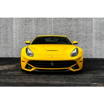 Ferrari F12  Coupe/Sportowy 2014,  6.3 benzyna, automat - Na sprzedaż za 1 330 860 zł - Katowice - zdjęcie 2