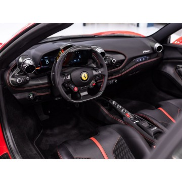 Ferrari   Kabriolet 2022,  3.9 benzyna, automat - Na sprzedaż za 1 846 400 zł - Katowice - zdjęcie 7