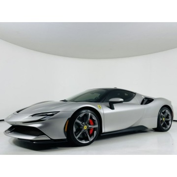 Ferrari   Coupe/Sportowy 2021,  4.0 hybryda, automat - Na sprzedaż za 4 224 927 zł - Katowice - zdjęcie 1