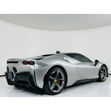 Ferrari   Coupe/Sportowy 2021,  4.0 hybryda, automat - Na sprzedaż za 4 224 927 zł - Katowice - zdjęcie 4