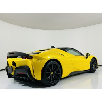 Ferrari   Coupe/Sportowy 2022,  4.0 benzyna, automat - Na sprzedaż za 2 606 700 zł - Katowice - zdjęcie 4