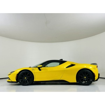 Ferrari   Coupe/Sportowy 2022,  4.0 benzyna, automat - Na sprzedaż za 2 606 700 zł - Katowice - zdjęcie 7