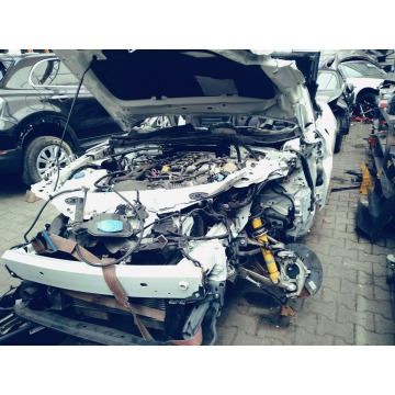 Fiat 124 Spider  Kabriolet 2016,  1.4 benzyna, automat - Na sprzedaż za 9 500,00 zł - Katowice - zdjęcie 4