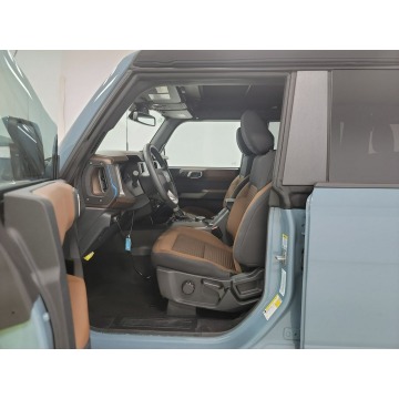 Ford Bronco  SUV 2023,  2.7 benzyna, automat - Na sprzedaż za 261 375 zł - Katowice - zdjęcie 7