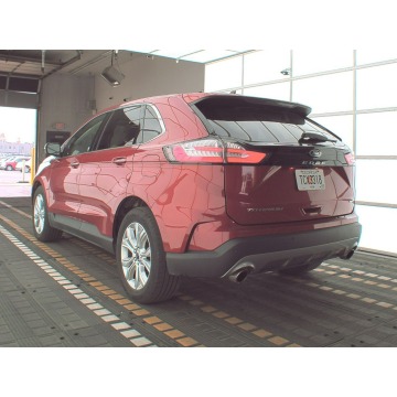Ford Edge  SUV 2022,  2.0 benzyna, automat - Na sprzedaż za 126 924 zł - Katowice - zdjęcie 4