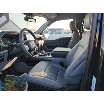 Ford F150 2022 elektryczny, automat - Na sprzedaż za 214 300 zł - Katowice - zdjęcie 7