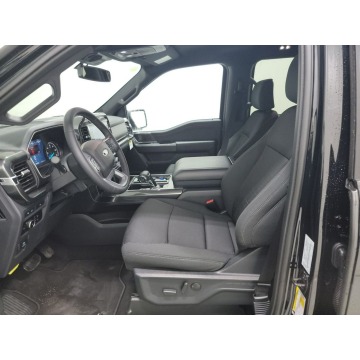 Ford F150 2023,  3.3 benzyna, automat - Na sprzedaż za 186 960 zł - Katowice - zdjęcie 7