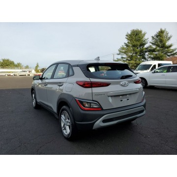 Hyundai Kona  SUV 2021,  2.0 benzyna, automat - Na sprzedaż za 98 277 zł - Katowice - zdjęcie 5