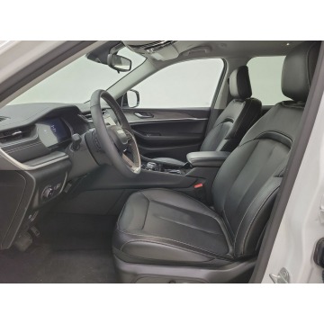 Jeep Grand Cherokee  SUV 2023,  3.6 benzyna, automat - Na sprzedaż za 211 314 zł - Katowice - zdjęcie 3