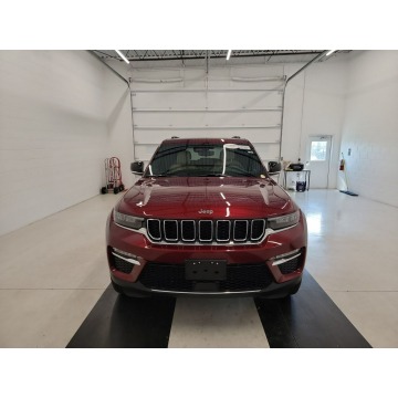 Jeep Grand Cherokee  SUV 2023,  3.6 benzyna, automat - Na sprzedaż za 157 200 zł - Katowice - zdjęcie 2