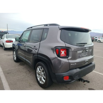 Jeep Renegade  Terenowy 2018,  2.4 benzyna, automat - Na sprzedaż za 72 570 zł - Katowice - zdjęcie 4