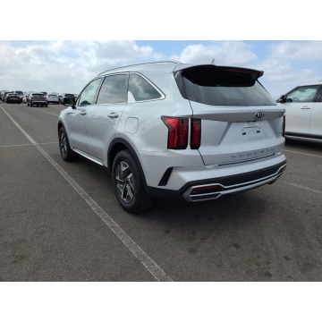 Kia Sorento  SUV 2021,  1.6 hybryda, automat - Na sprzedaż za 188 559 zł - Katowice - zdjęcie 6