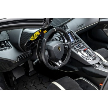 Lamborghini Aventador  Coupe/Sportowy 2017,  6.5 benzyna, automat - Na sprzedaż za 3 073 770 zł - Katowice - zdjęcie 8