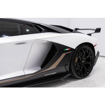 Lamborghini Aventador  Coupe/Sportowy 2020,  6.5 benzyna, automat - Na sprzedaż za 5 900 000 zł - Katowice - zdjęcie 8