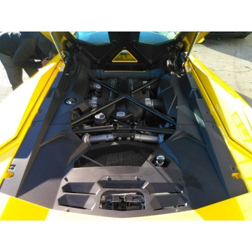 Lamborghini Aventador  Coupe/Sportowy 2018,  6.5 benzyna, automat - Na sprzedaż za 1 843 770 zł - Katowice - zdjęcie 7
