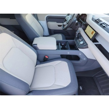Land Rover Defender  SUV 2023,  3.0 hybryda, automat - Na sprzedaż za 297 800 zł - Katowice - zdjęcie 8