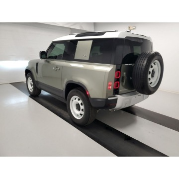 Land Rover Defender  Terenowy 2021,  2.0 benzyna, automat - Na sprzedaż za 233 700 zł - Katowice - zdjęcie 6