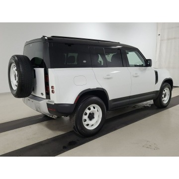 Land Rover Defender  SUV 2021,  2.0 benzyna, automat - Na sprzedaż za 275 274 zł - Katowice - zdjęcie 4