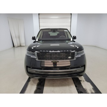 Land Rover Range Rover  SUV 2023,  4.4 benzyna, automat - Na sprzedaż za 813 900 zł - Katowice - zdjęcie 2
