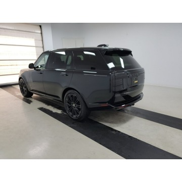 Land Rover Range Rover  SUV 2023,  4.4 benzyna, automat - Na sprzedaż za 813 900 zł - Katowice - zdjęcie 6