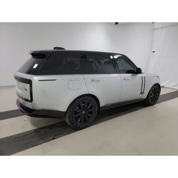 Land Rover Range Rover  SUV 2023,  3.0 benzyna, automat - Na sprzedaż za 492 000 zł - Katowice - zdjęcie 4