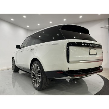 Land Rover Range Rover  SUV 2023,  4.4 benzyna, automat - Na sprzedaż za 962 915 zł - Katowice - zdjęcie 8